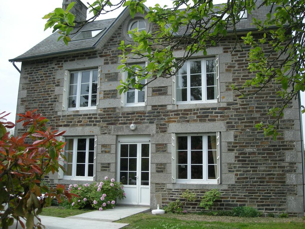St Michel Villa Vains Eksteriør billede